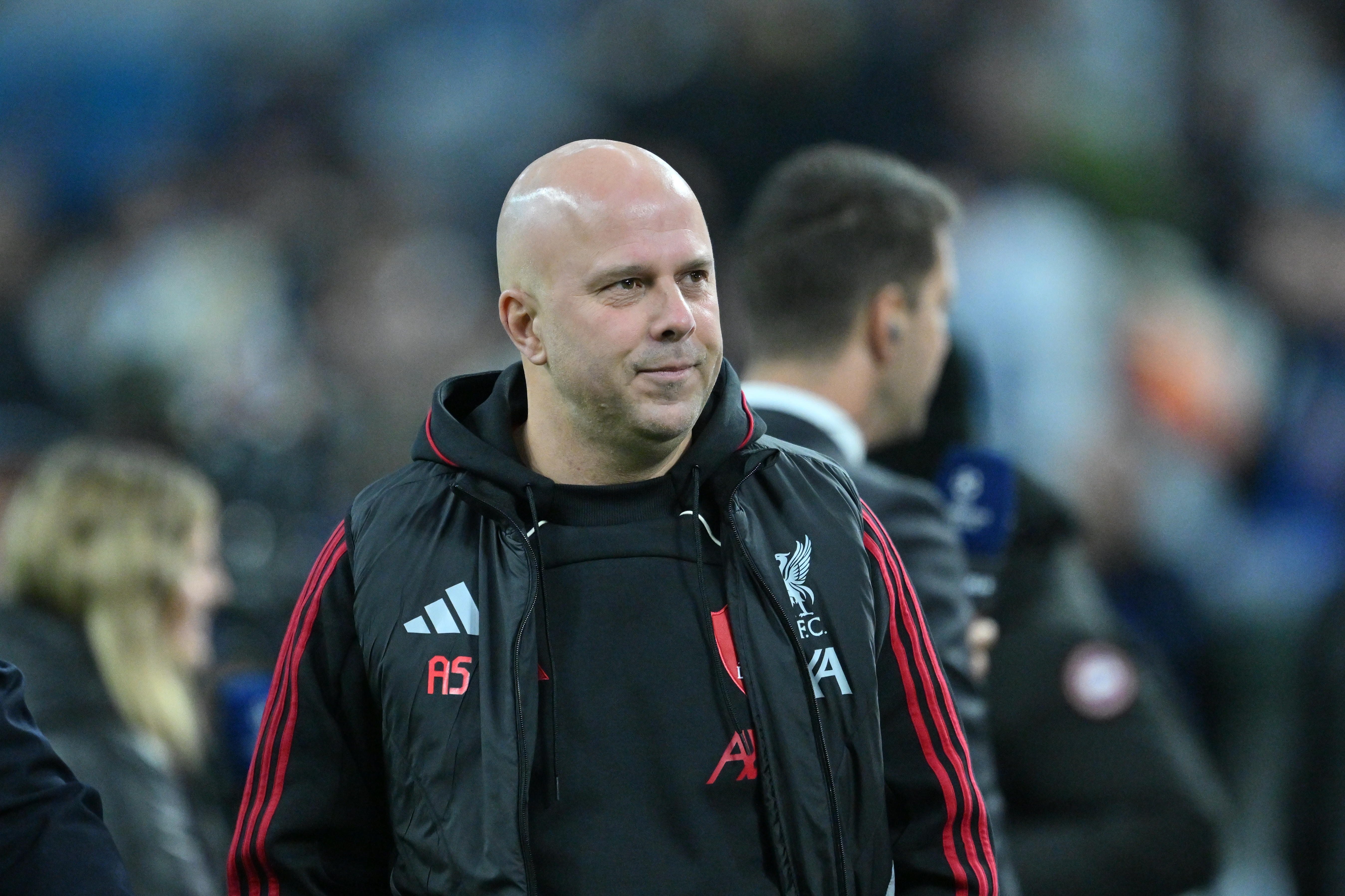 TA：利物浦认为降低标准引进后卫没有意义，致力于投资年轻球员