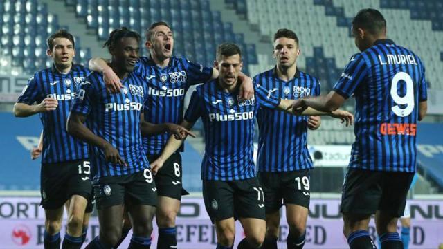 开云-真蓝黑豪胜宣战皇马 那不勒斯沉默应对换帅传闻